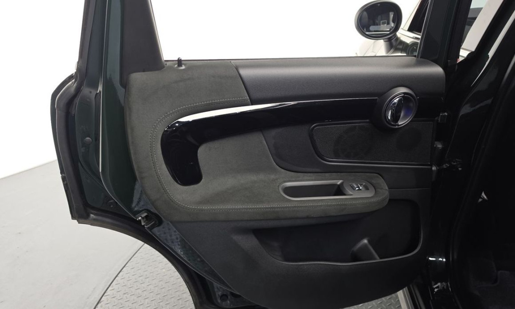 Mini Countryman JCW Launch Pack, 2023