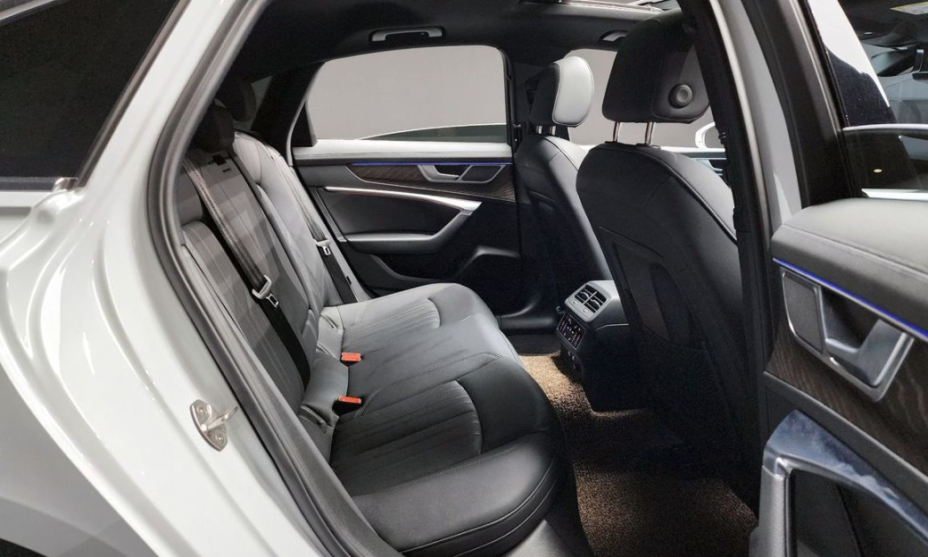 Audi A6 40 TDI Quattro Premium, 2022