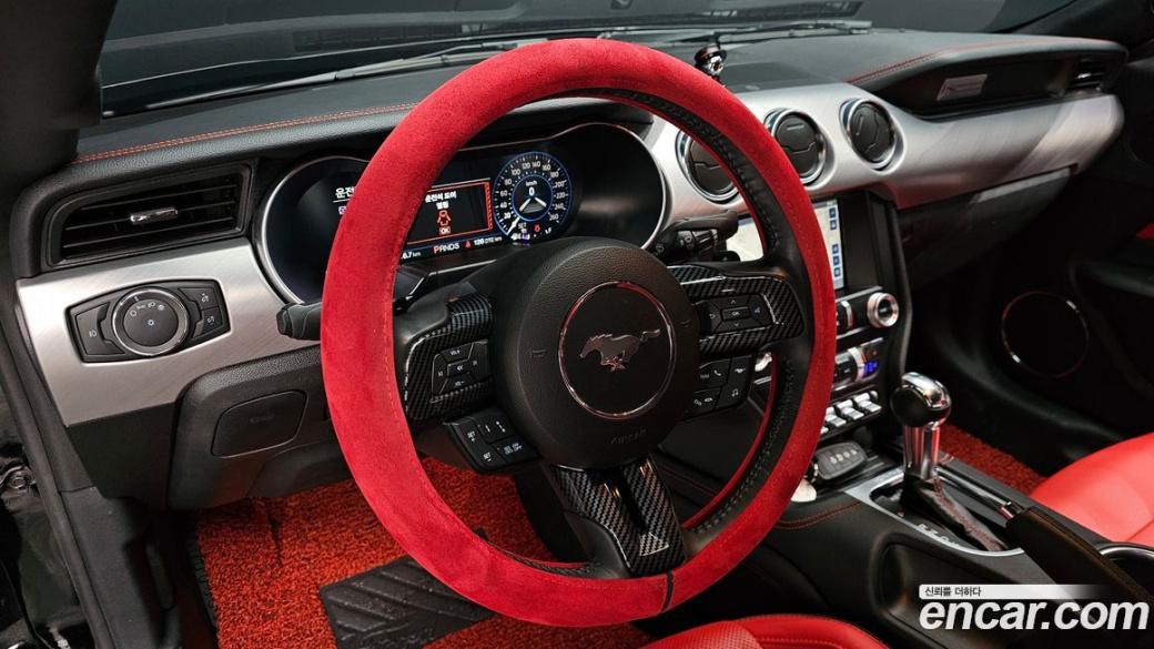 Ford Mustang Coupe, 2023