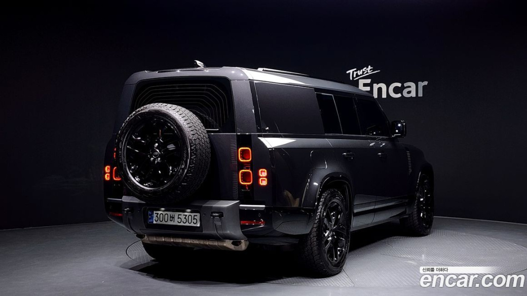 Land Rover Defender 130 P400 Outbound, 2024