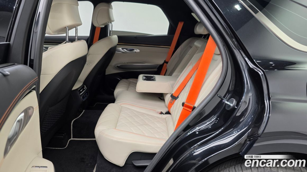 Genesis GV70 2.5T Gasoline AWD, 2025