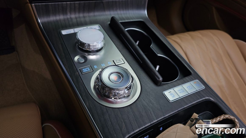 Genesis G80 Gasoline 2.5 Turbo AWD, 2025