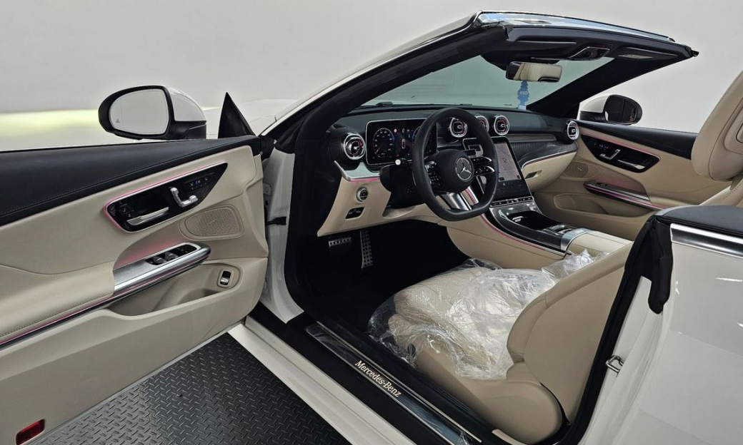 Mercedes-Benz CLE-Class CLE200 Cabriolet, 2024
