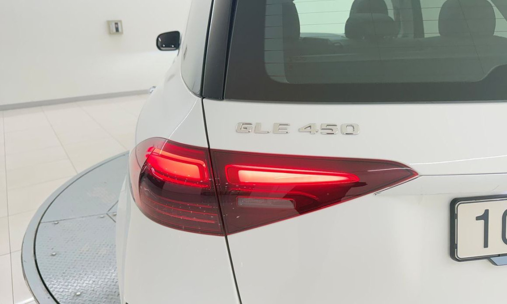 Mercedes-Benz GLE-Class GLE450 4MATIC, 2025