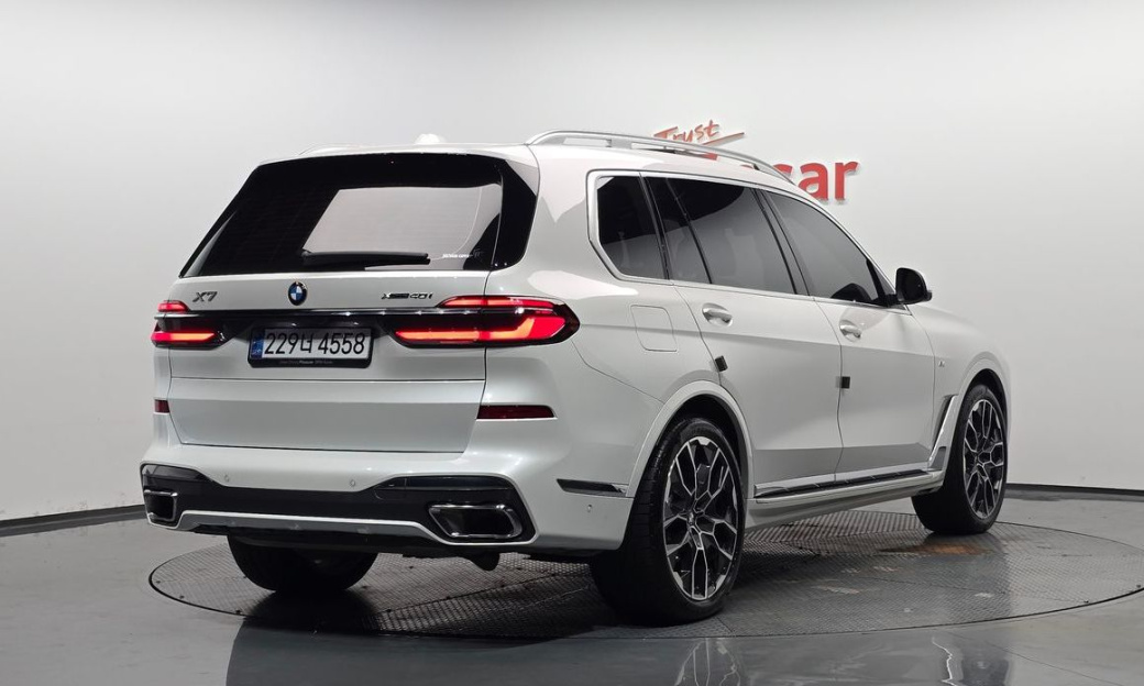 BMW X7 xDrive 40i M Sport 6STR, 2024