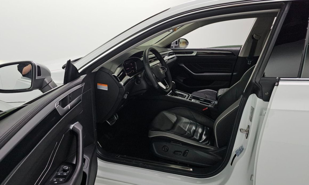 Volkswagen Arteon 2.0 TDI Prestige, 2022