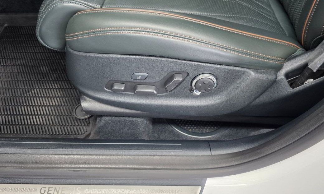 Genesis GV70 2.5T Gasoline AWD, 2023