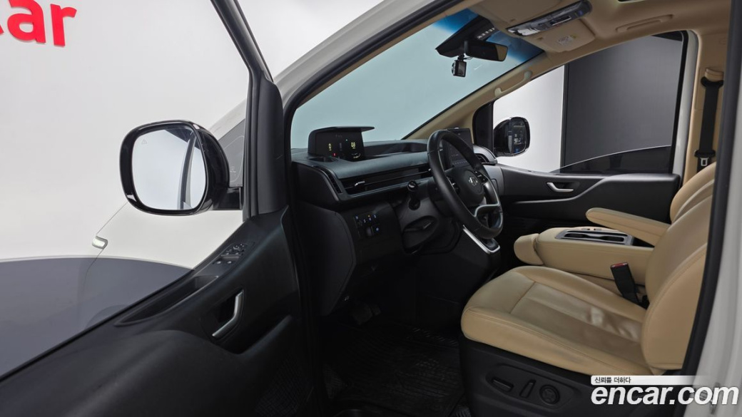 Hyundai Staria Tourer 9-Seater, 2023
