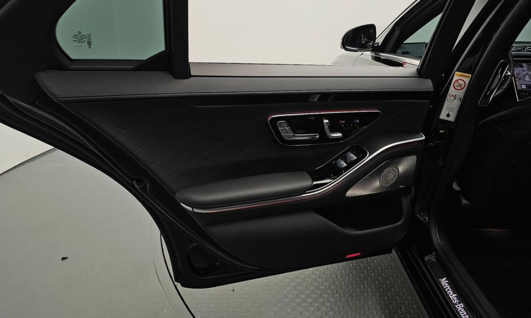Mercedes-Benz S-Class S450L 4MATIC, 2024