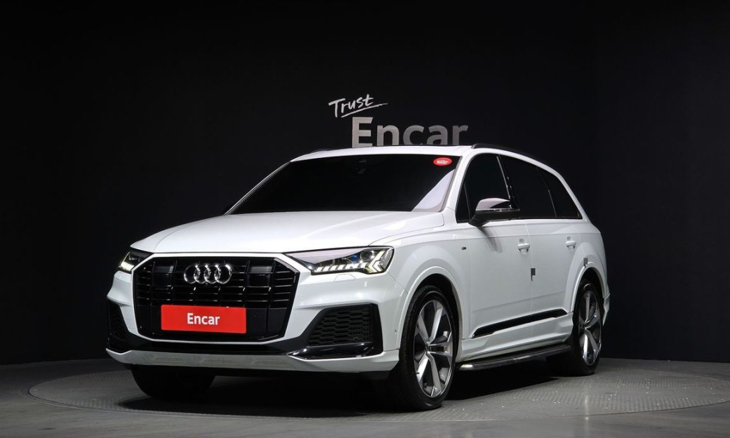 Audi Q7 55 TFSI Quattro Premium, 2023
