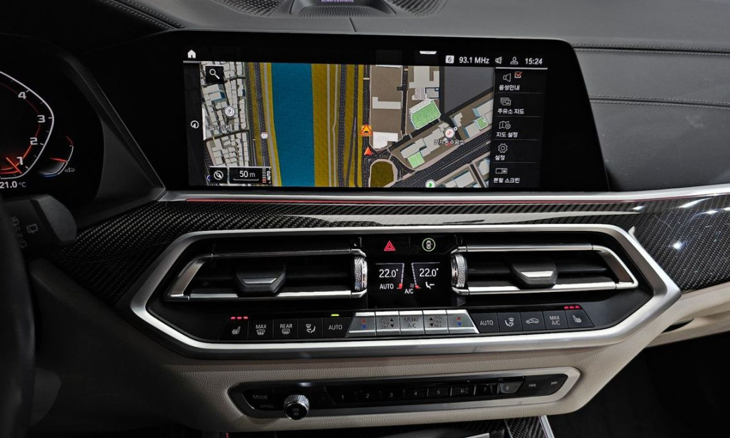 BMW X5 M50i, 2022