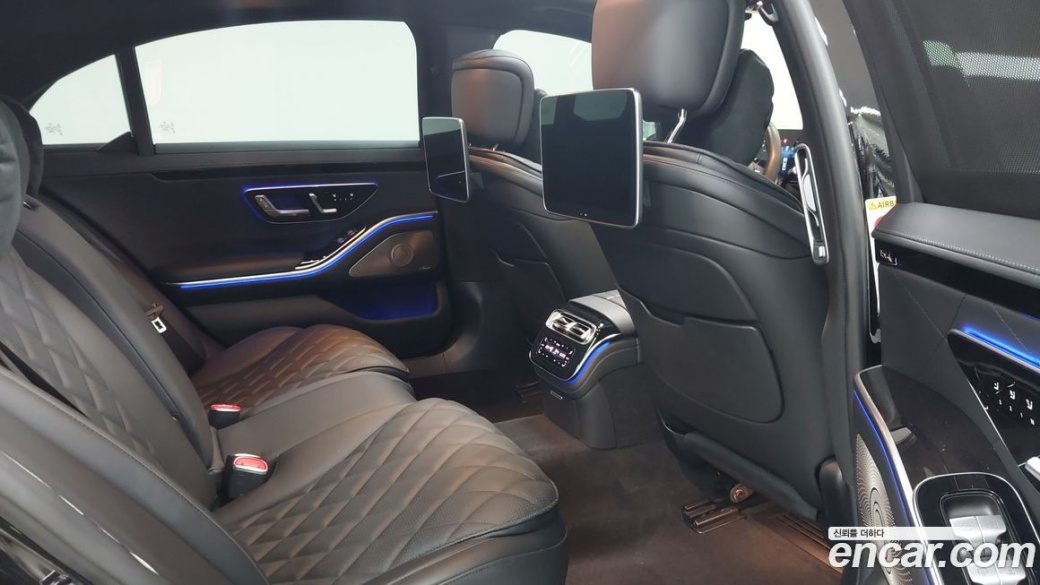 Mercedes-Benz S-Class S500 4MATIC, 2024