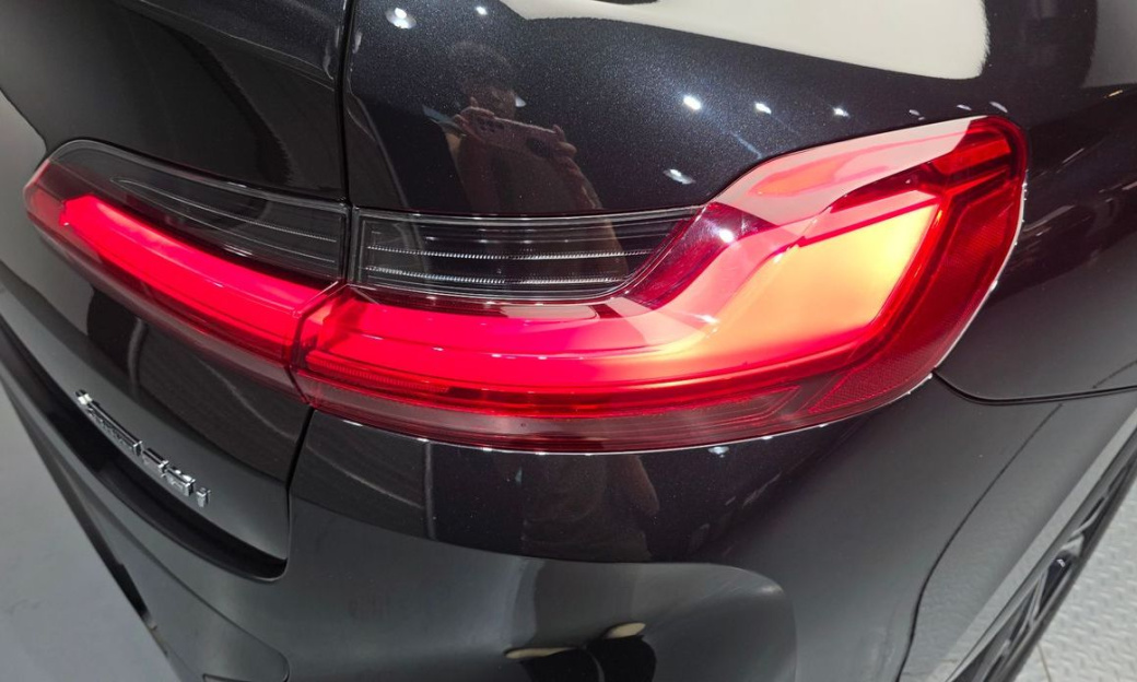 BMW X4 xDrive20i M Sports Pro, 2023