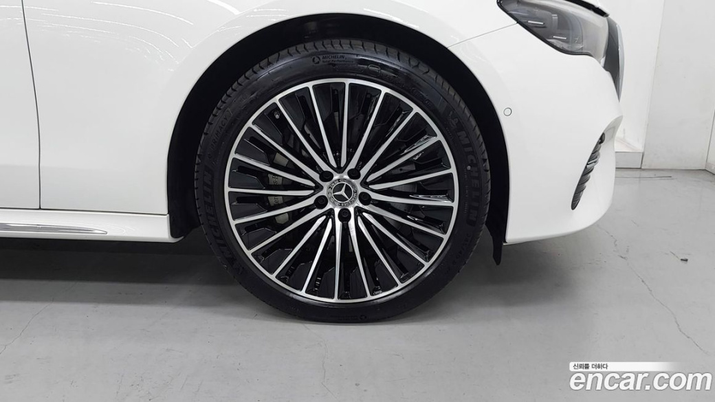 Mercedes-Benz E-Class E450 4MATIC Exclusive, 2024