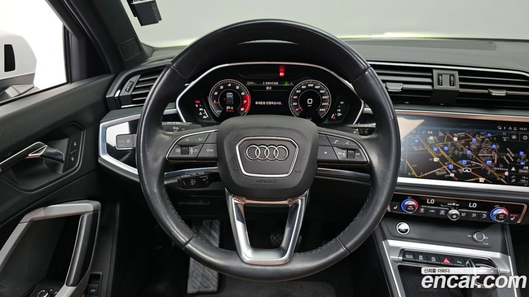 Audi Q3 40 TFSI Quattro Premium, 2024
