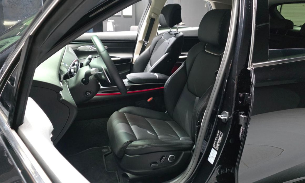 Genesis GV70 2.5T Gasoline 2WD, 2024