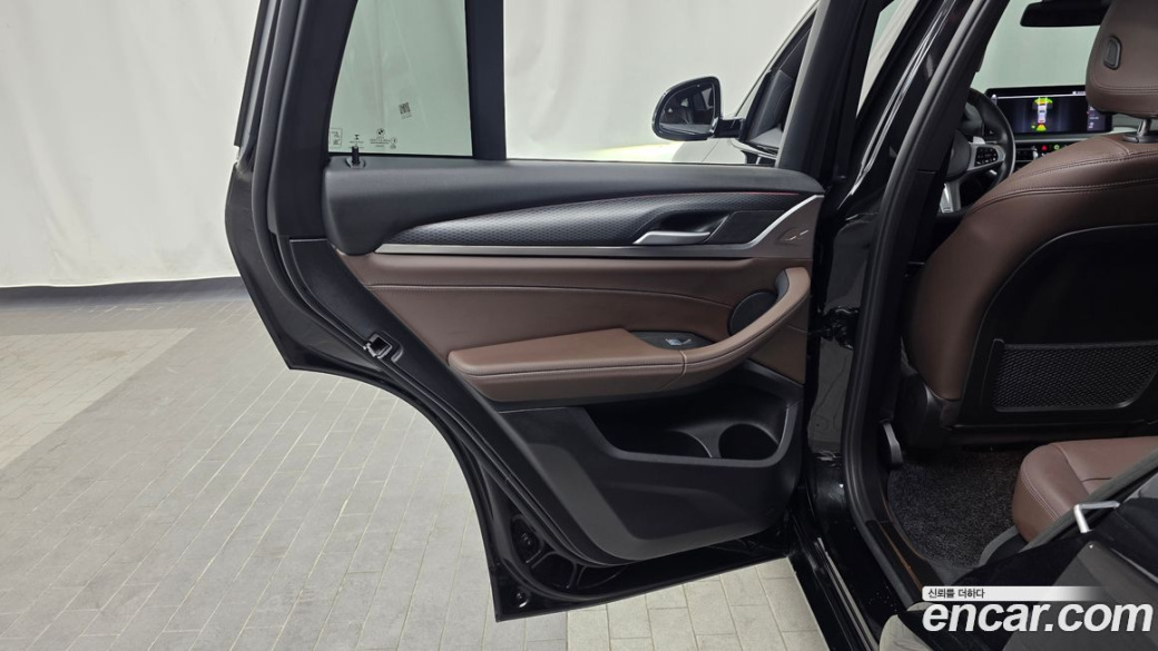 BMW X4 xDrive20i M Sport, 2023
