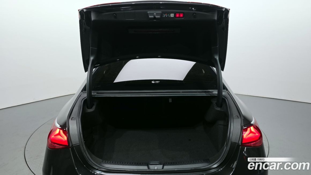 Mercedes-Benz E-Class E450 4MATIC, 2024