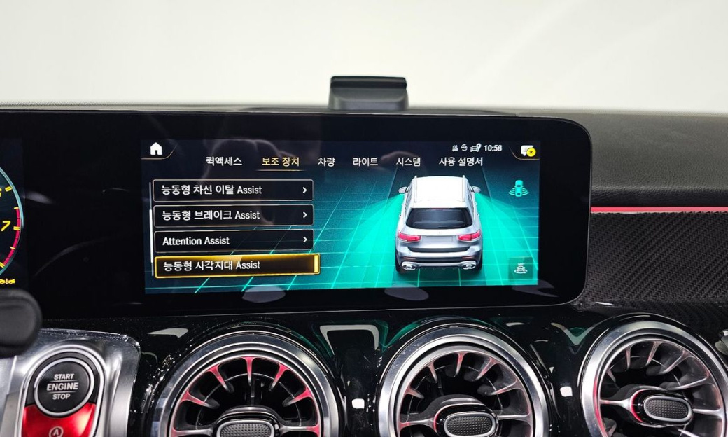 Mercedes-Benz GLB-Class AMG GLB35 4MATIC, 2022