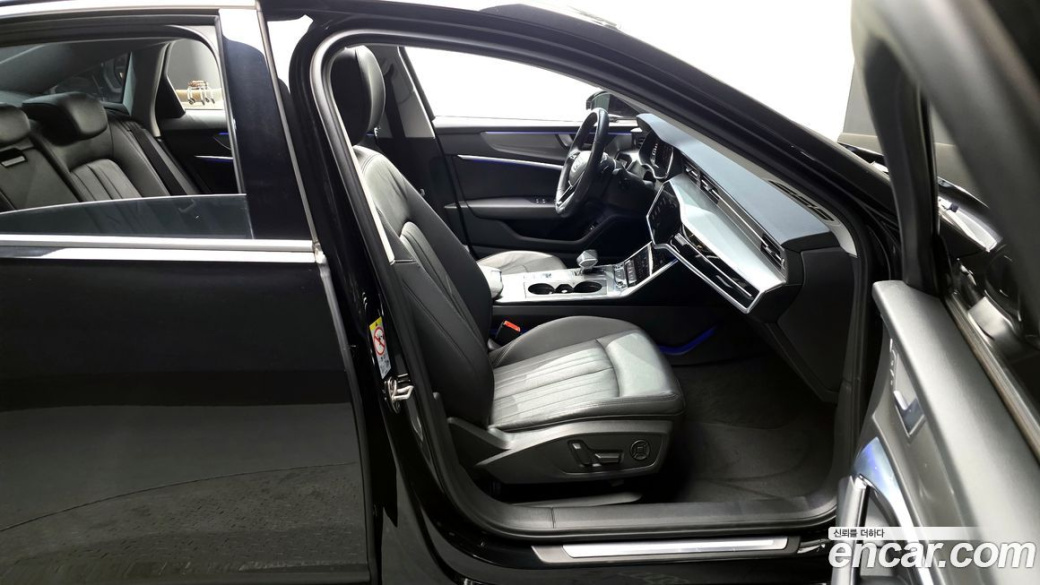 Audi A6 45 TFSI, 2021