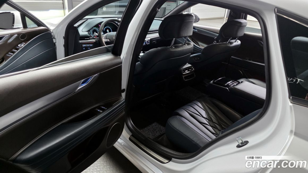 Genesis G80 Gasoline 2.5 Turbo 2WD, 2024