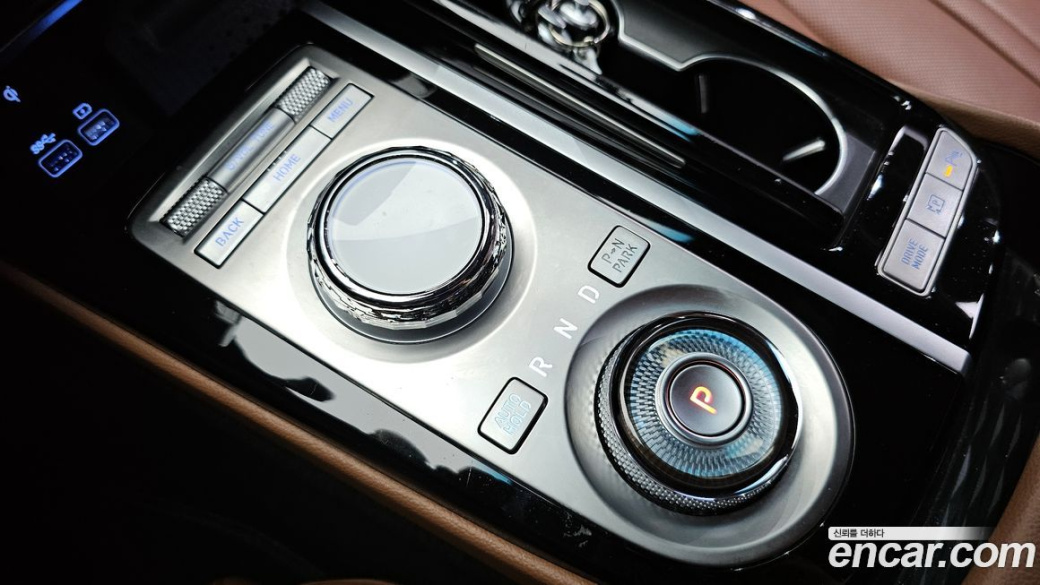 Genesis G80 Gasoline 2.5 Turbo 2WD, 2024