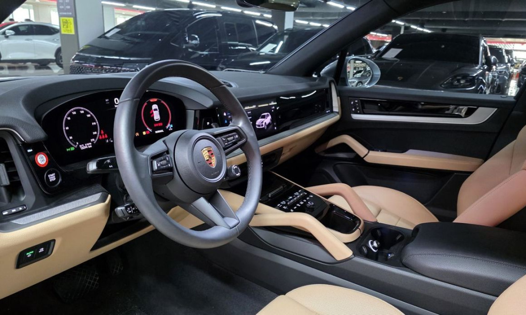 Porsche Cayenne 3.0, 2025