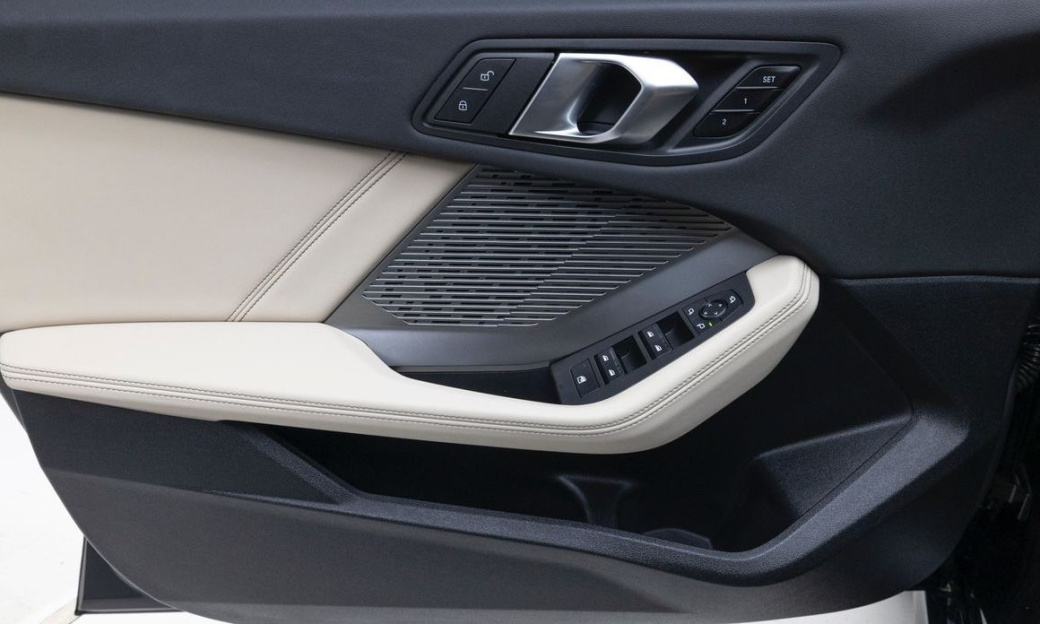 BMW 2-Series 220 M Sport Design, 2025