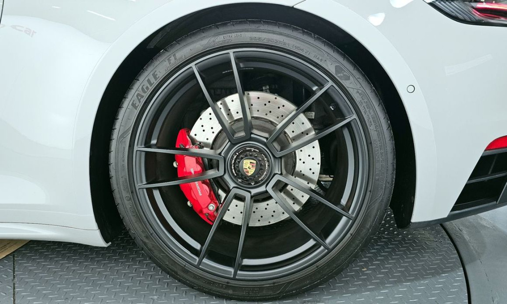 Porsche 911 Carrera GTS Cabriolet, 2022