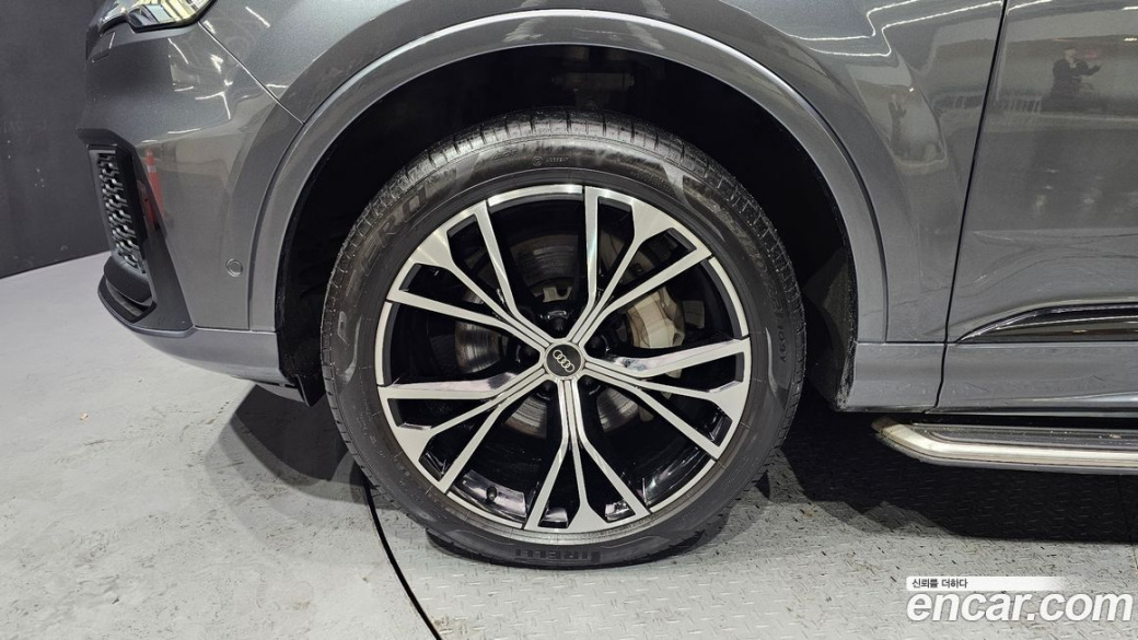 Audi Q7 55 TFSI Quattro Premium, 2022