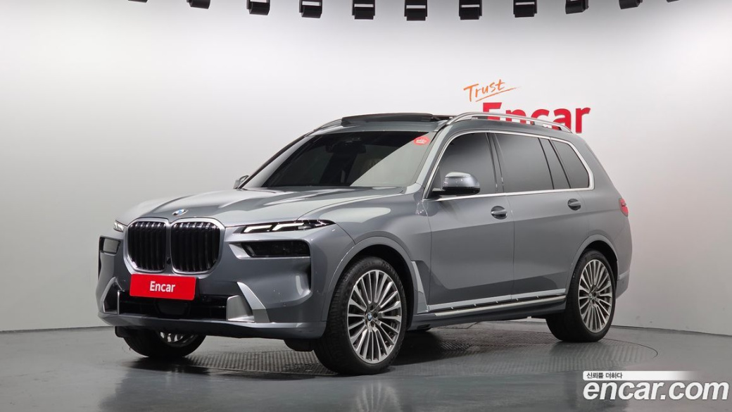 BMW X7 xDrive 40i Design Pure Excellence 6-Seater, 2023