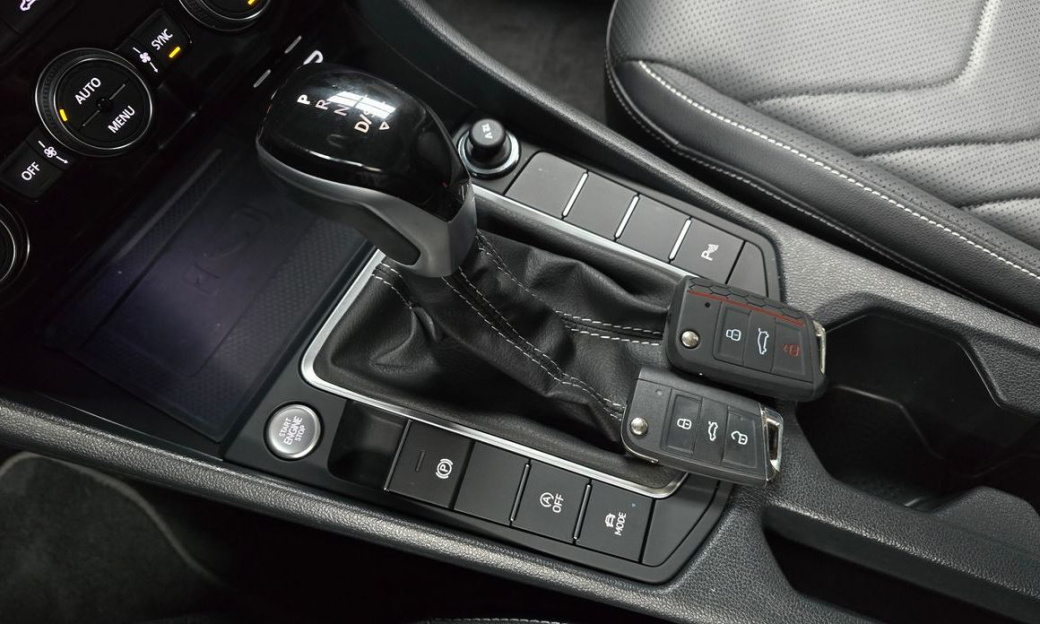 Volkswagen Jetta 1.5 TSI Prestige, 2023