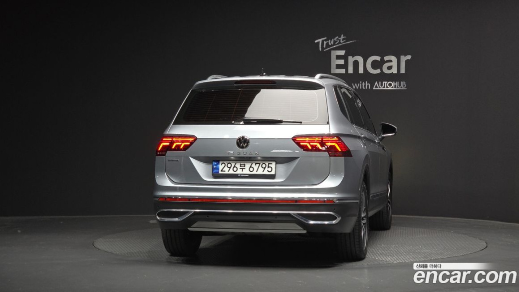 Volkswagen Tiguan 2.0 TSI Prestige, 2022