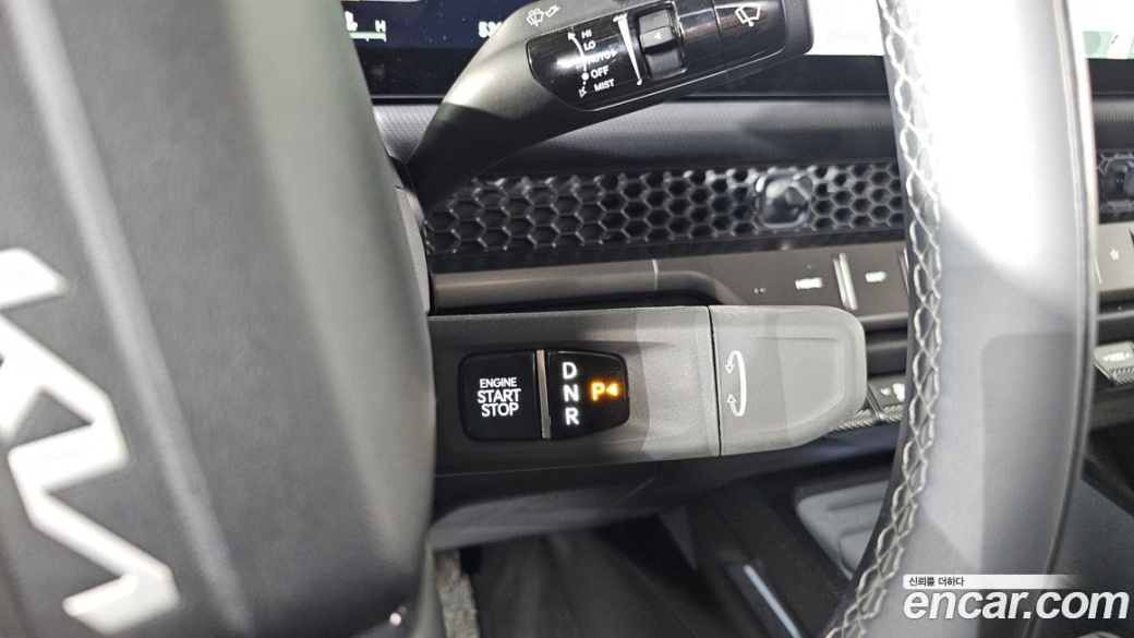Kia Tasman 2.5T Gasoline 4WD, 2026