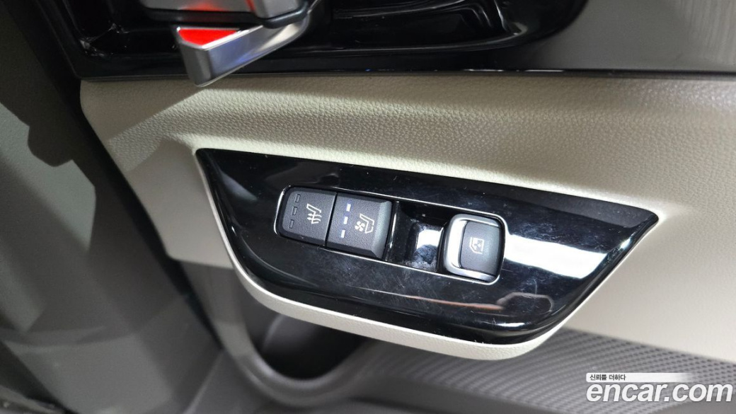 Kia Carnival 9-Seater Signature, 2023