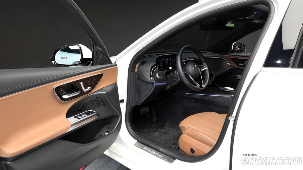 Mercedes-Benz E-Class E200 Avantgarde, 2024