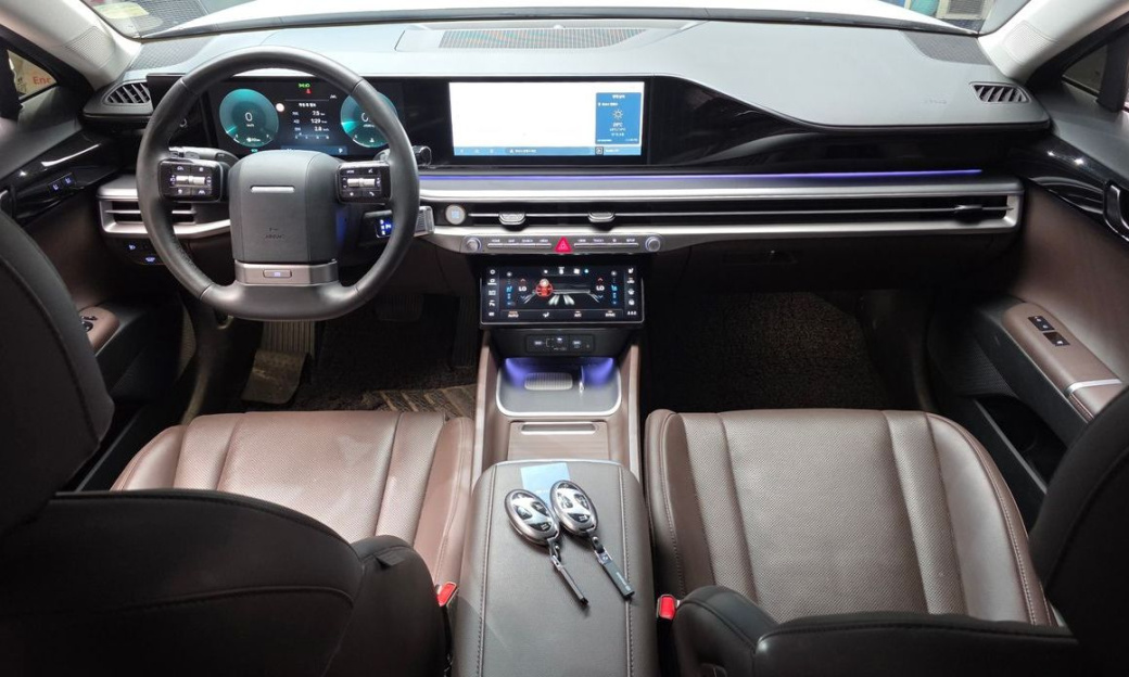 Hyundai Grandeur 2,5 Gasoline 2WD, 2024