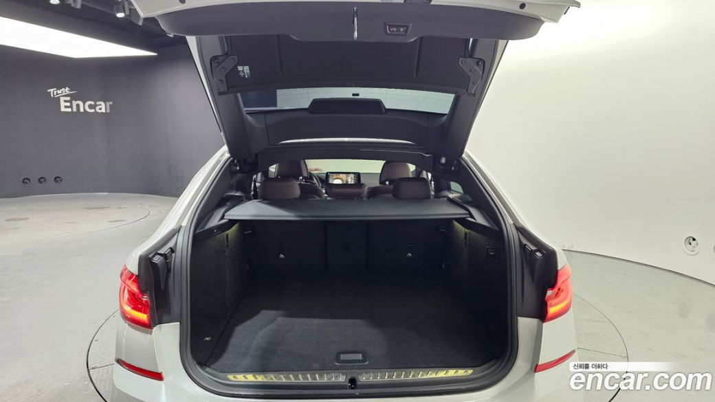 BMW Gran Turismo 630i xDrive M Sport, 2024