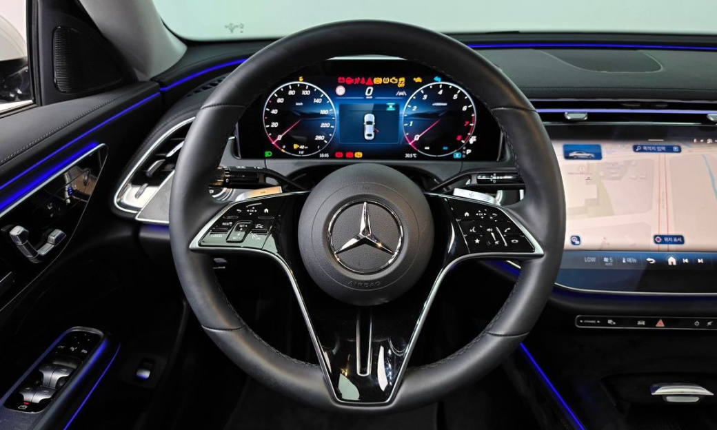 Mercedes-Benz E-Class E200 Avantgarde, 2025