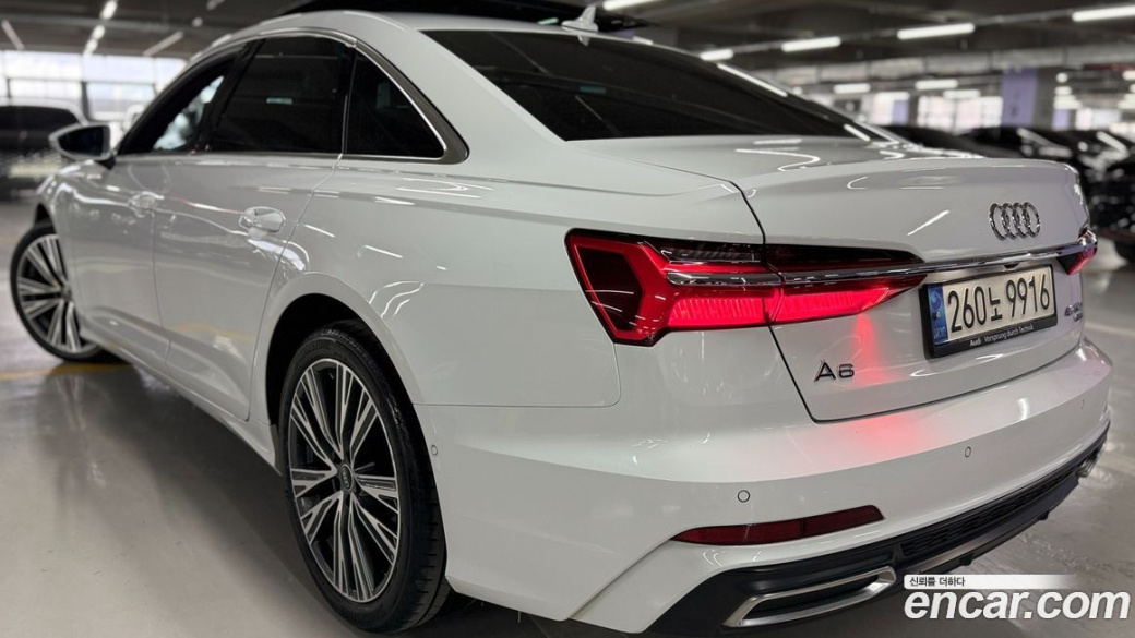 Audi A6 45 TFSI Quattro Premium, 2023
