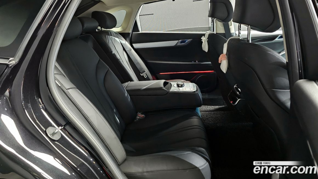 Genesis G80 Gasoline 2.5 Turbo AWD, 2025