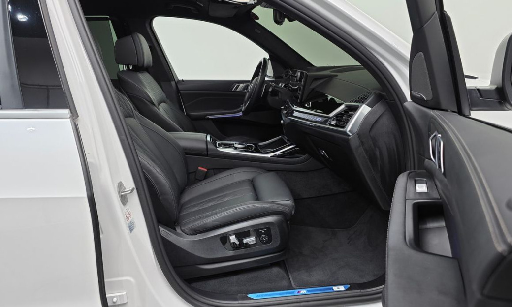 BMW X7 xDrive 40i M Sport 6STR, 2024