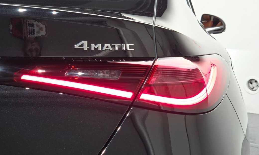 Mercedes-Benz GLC-Class GLC 300 4MATIC Avantgarde, 2025