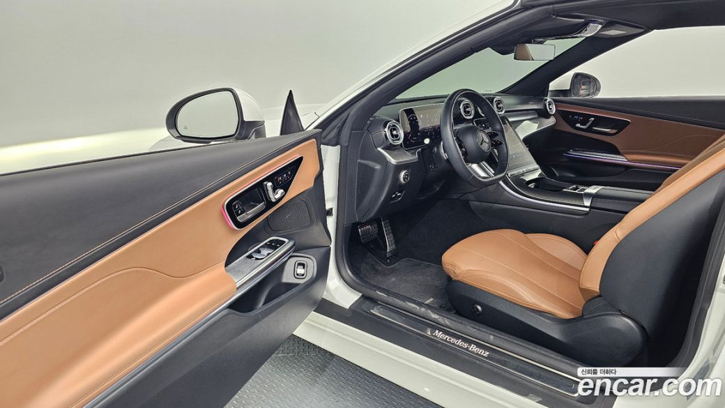 Mercedes-Benz CLE-Class CLE200 Cabriolet, 2024