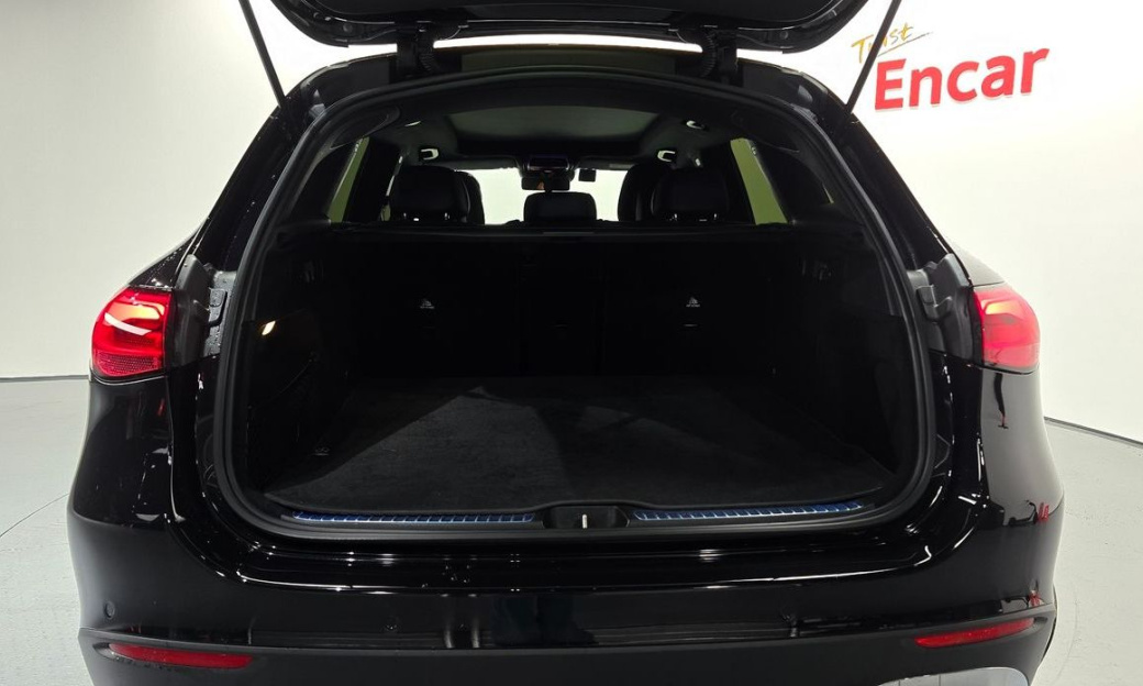 Mercedes-Benz GLC-Class GLC 300 4MATIC Avantgarde, 2025