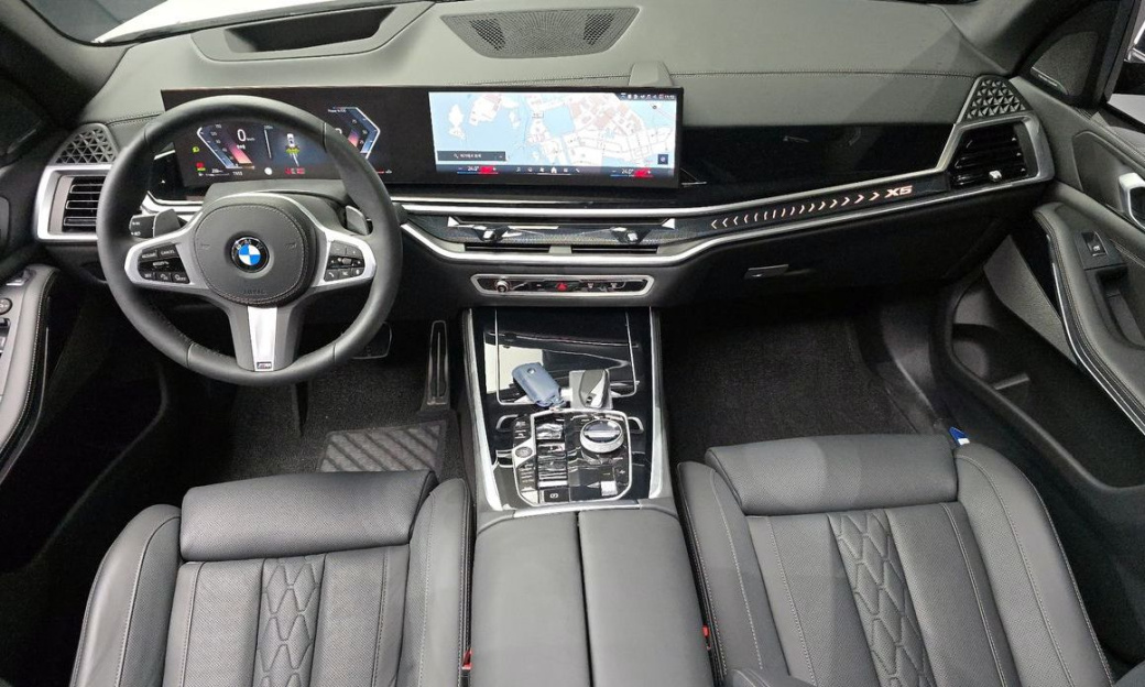 BMW X5 xDrive 40i M Sport, 2025