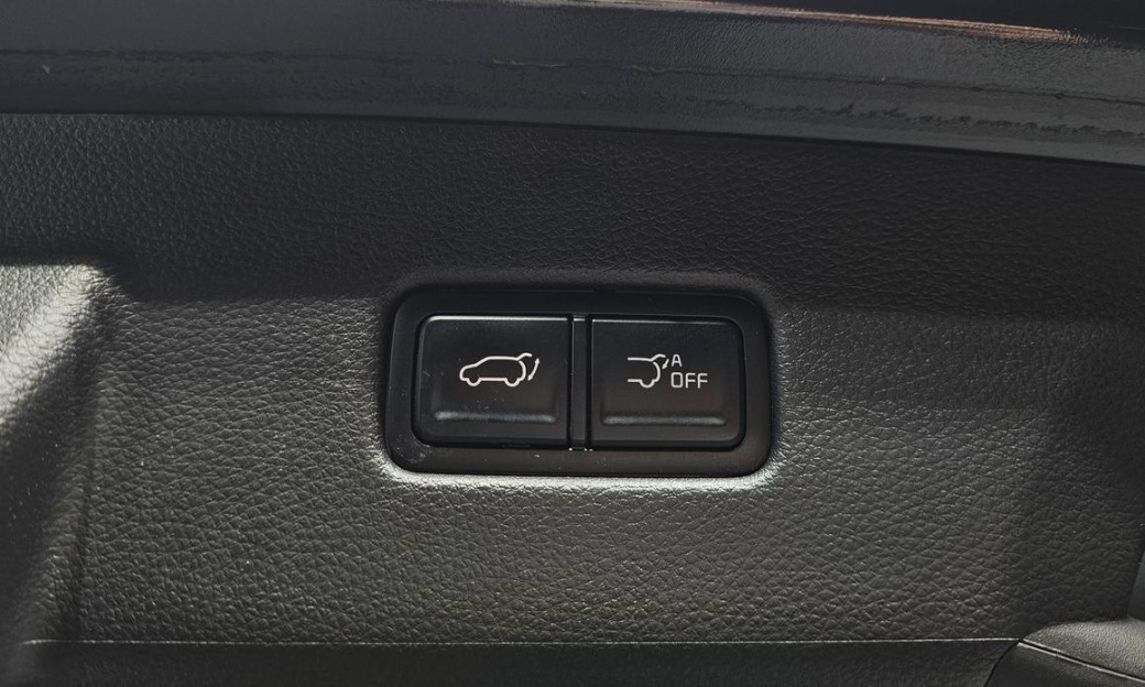 Kia Carnival 7-Seater Noblesse, 2025