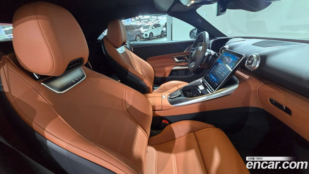 Mercedes-Benz SL-Class AMG SL43, 2025
