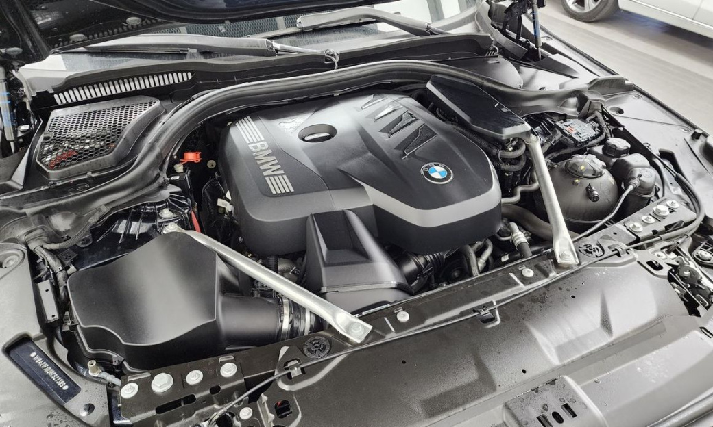 BMW 5-Series 520i M Sport, 2024
