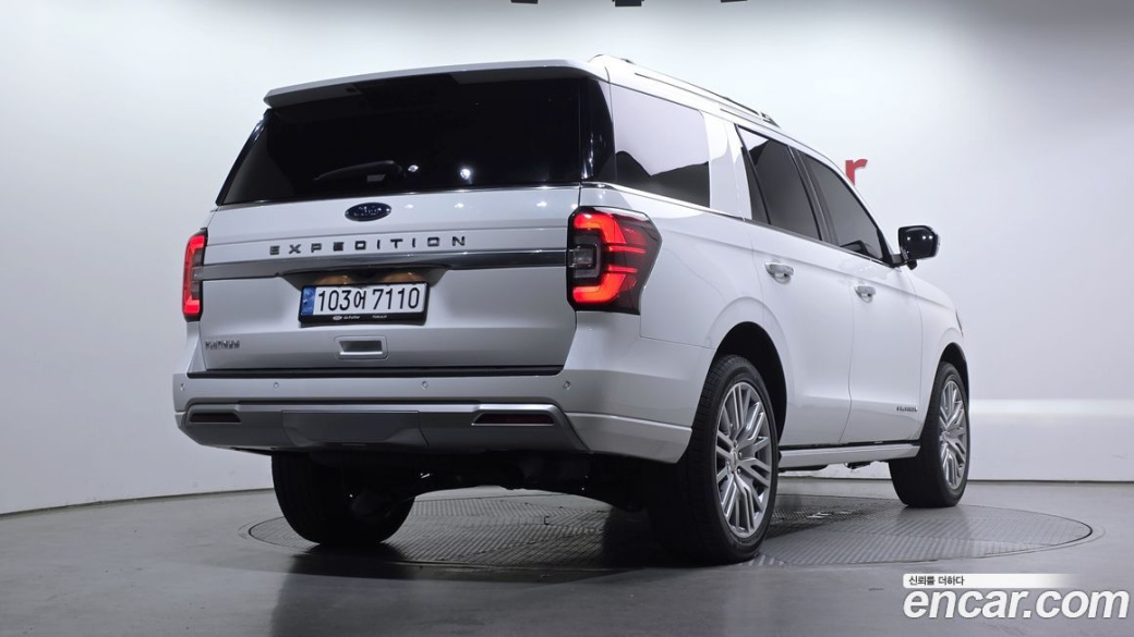 Ford Expedition Platinum 4WD, 2023